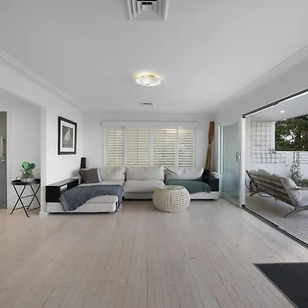 Stunning Beachfront 3-Bed Haven By Natural Reserve Gold Coast Exterior photo